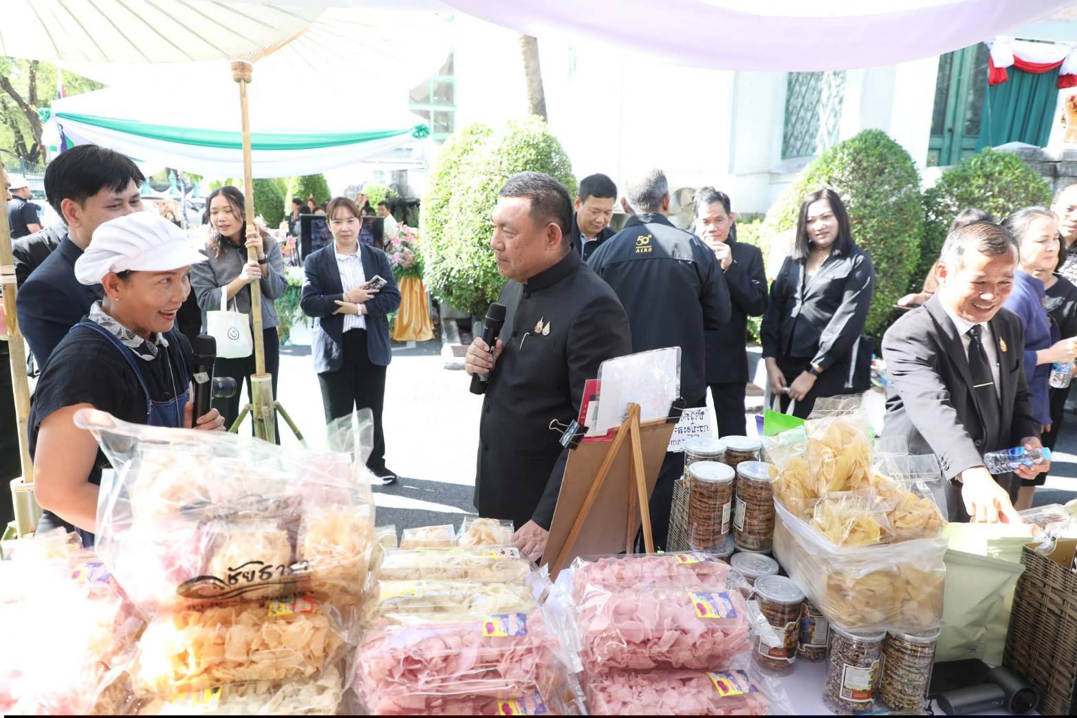 title - ส.ป.ก. เดินหน้าส่งเสริมรายได้เกษตรกร จัดงาน “ส่งความสุขปีใหม่ มอบให้เกษตรกรในเขตปฏิรูปที่ดิน” ทั่วประเทศ  ณ สำนักงานการปฏิรูปที่ดินเพื่อเกษตรกรรม ถนน ราชดำเนินนอก